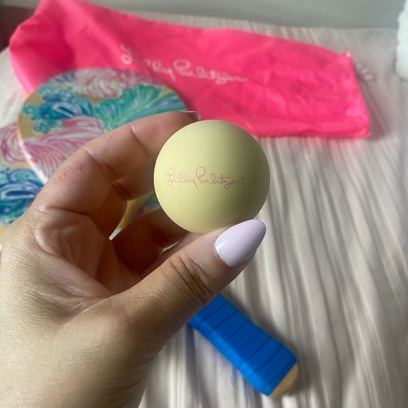 Lilly Pulitzer Beach Paddle Ball Set - Picture 3 of 5